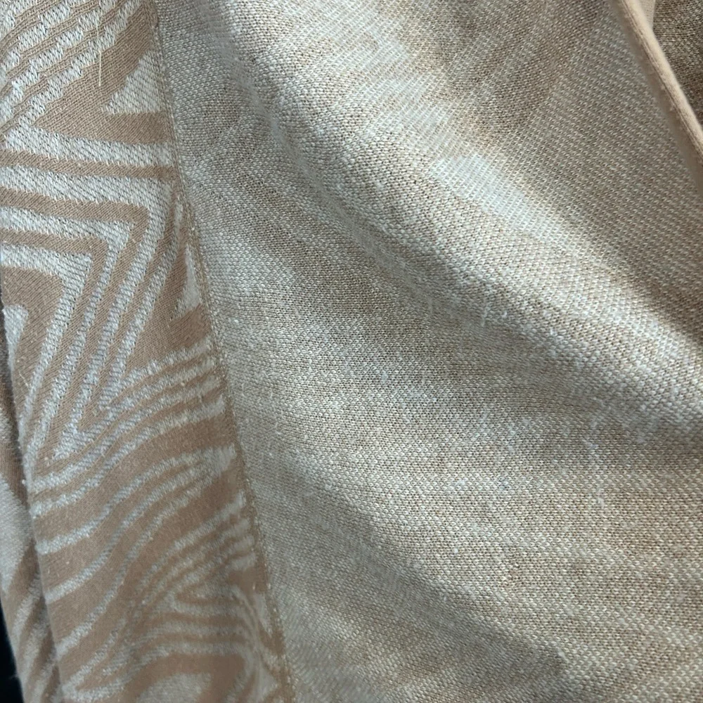 Moth Anthropologie Tan and Cream Knit Cardigan, S, has piling/GUC - Picture 6 of 7